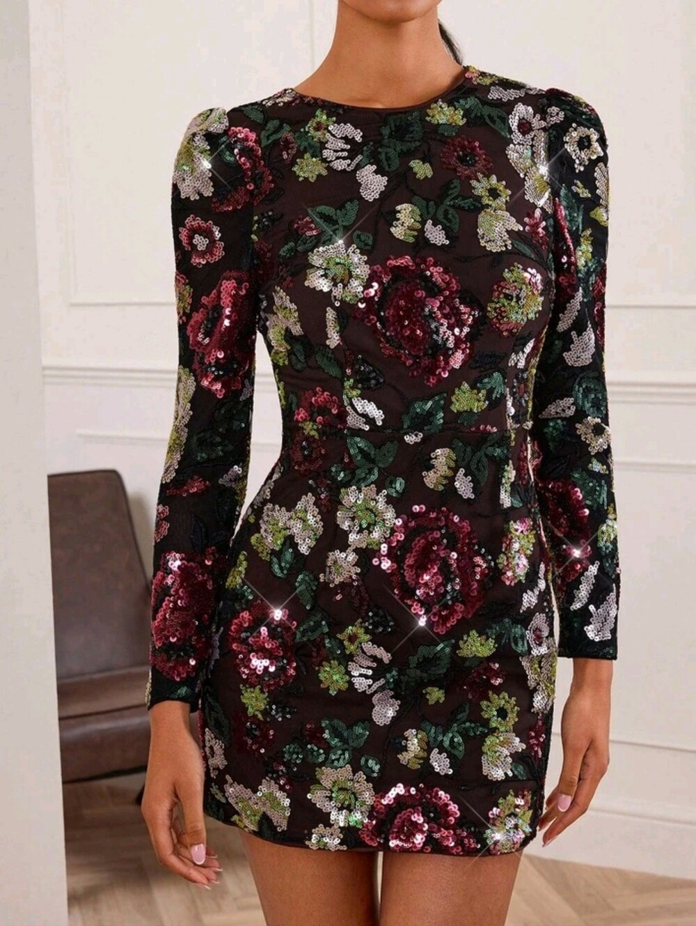 Women's Elegant Sequin Embroidery Fitted Mini Dress - Picture 7 of 9